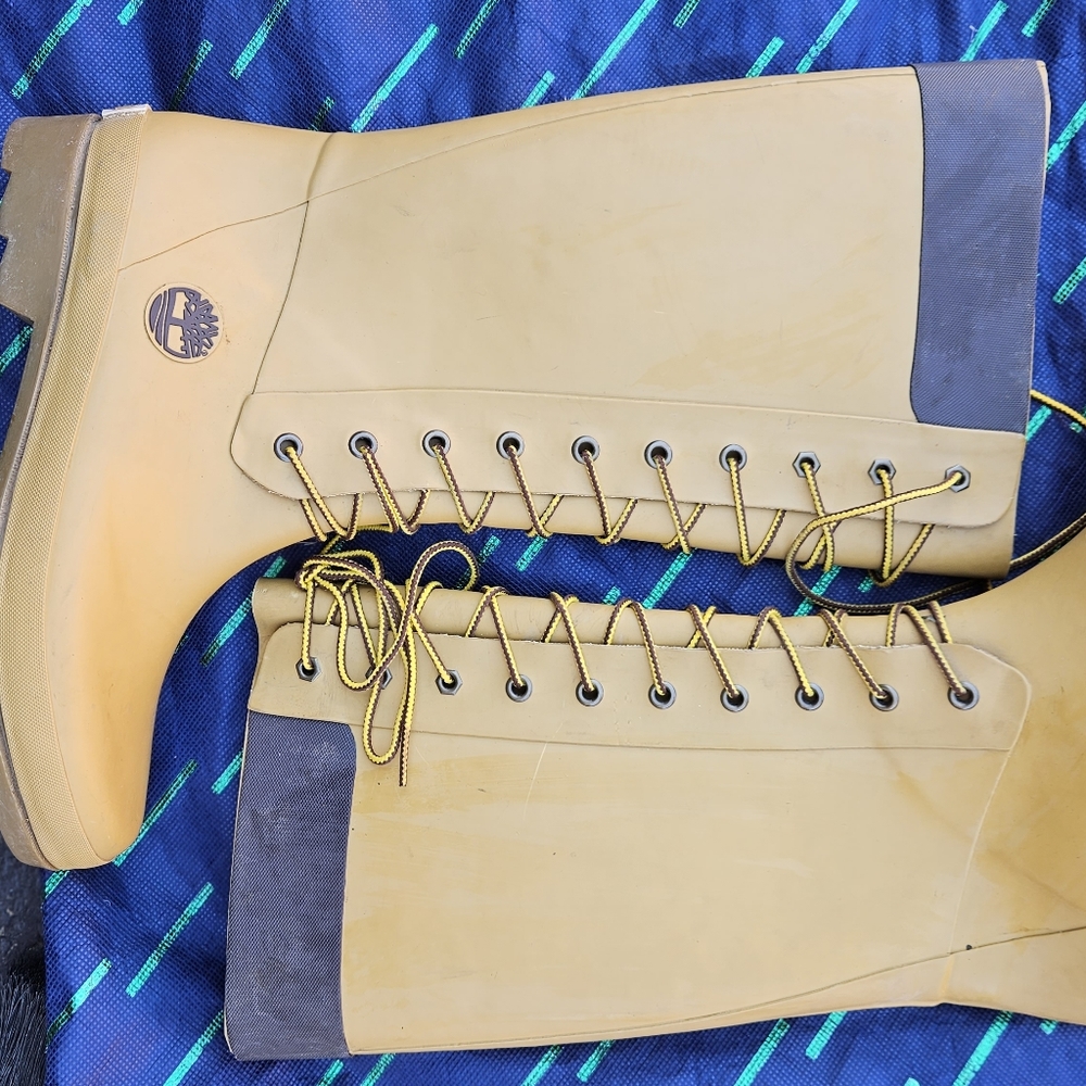 Rainboots